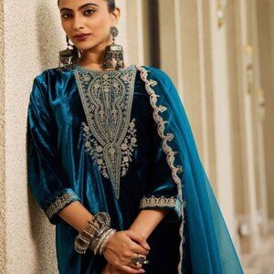 Shivansh Creations Blue Embroidered Kurta Set with Trousers & Dupatta – S–2XL